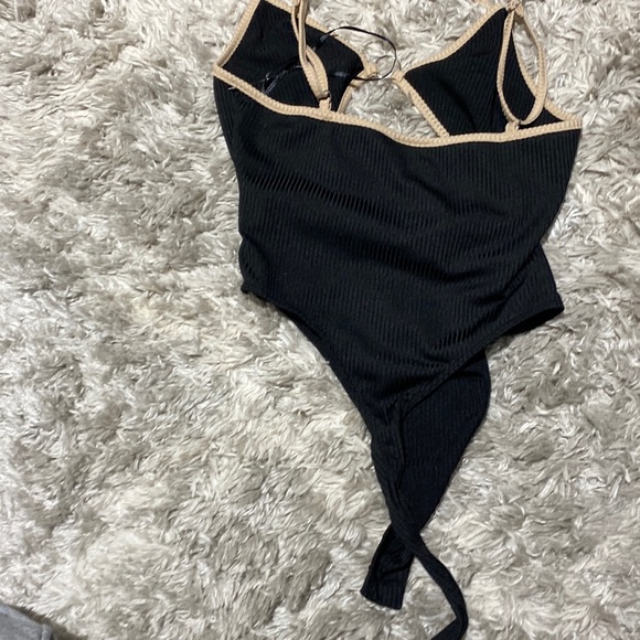 Cutout ribbed body suit - Picture 4 of 5